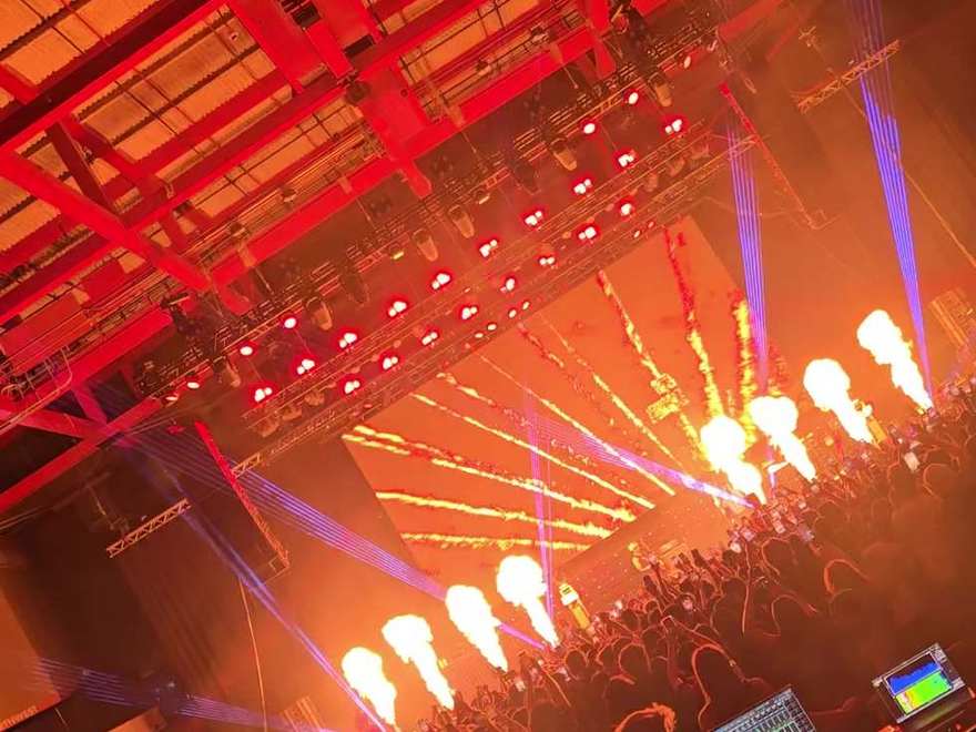 National Entity CRW: Front of house, arena night